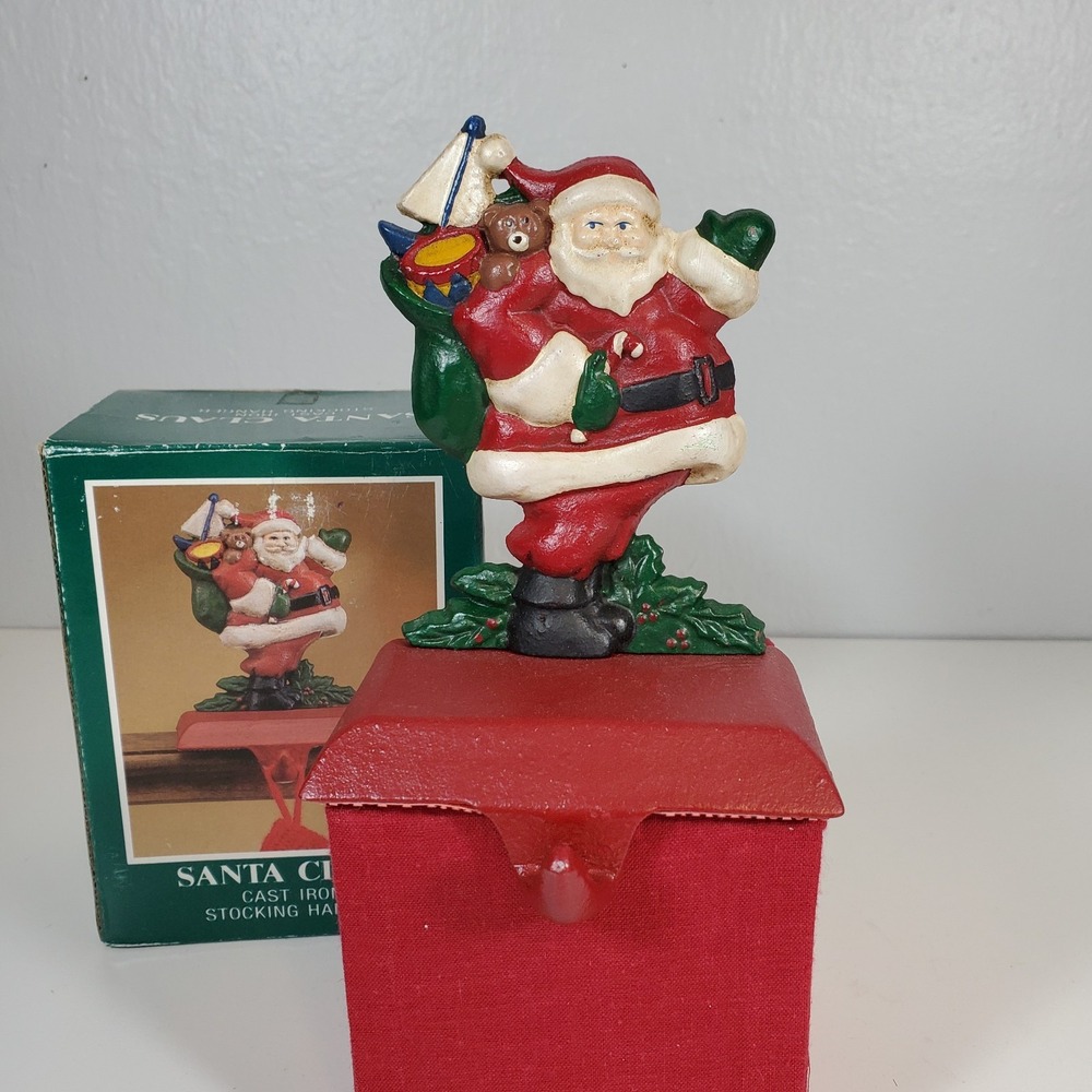 VTG Midwest Cannon Falls Cast Iron Waving Santa Christmas Stocking Hanger Holder